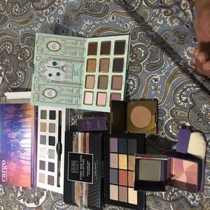 Make up bundle